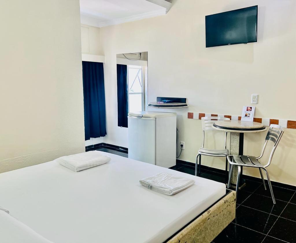 Hotel Buriti Stop (Adults Only) جويانيا المظهر الخارجي الصورة
