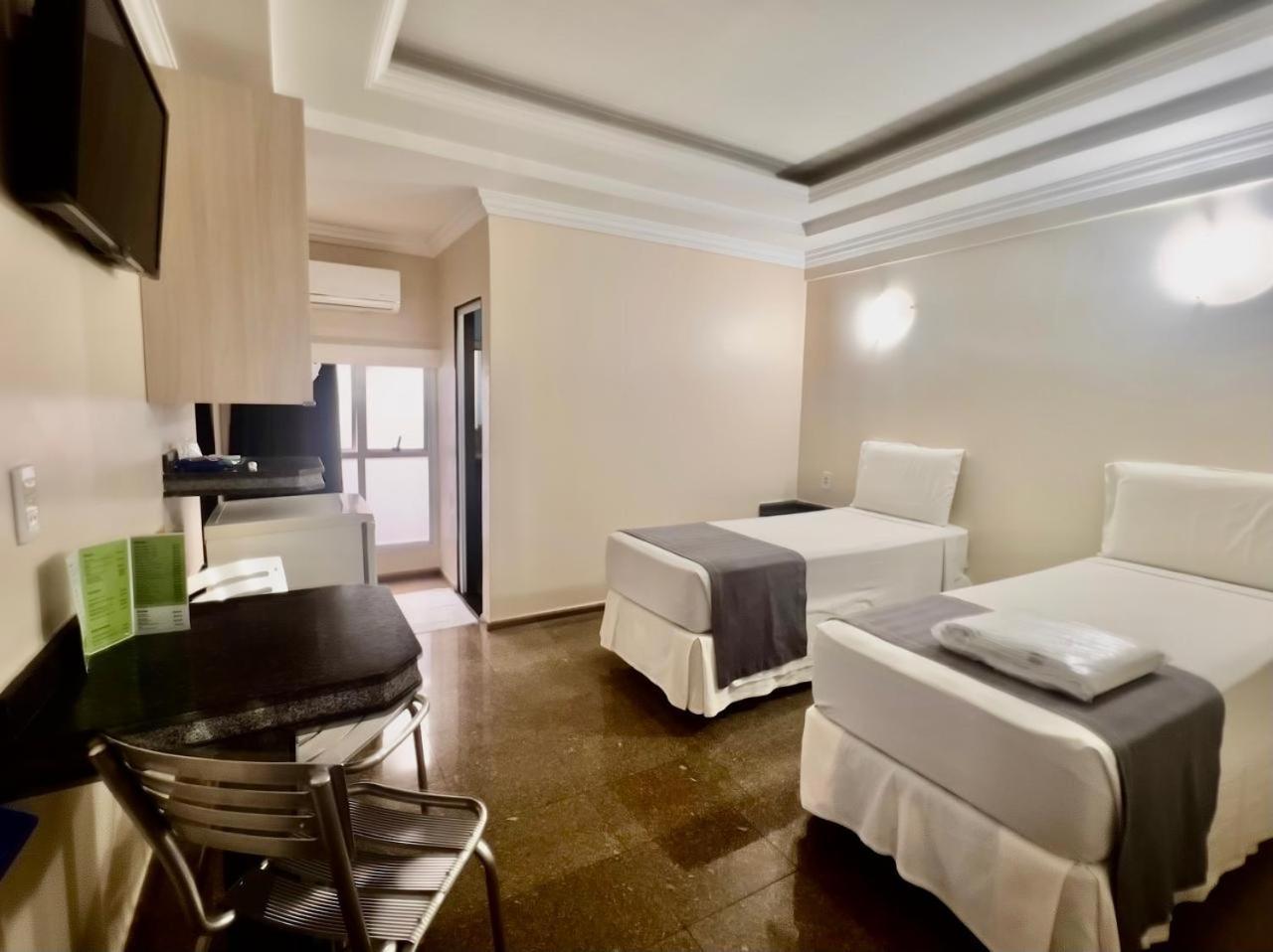 Hotel Buriti Stop (Adults Only) جويانيا المظهر الخارجي الصورة