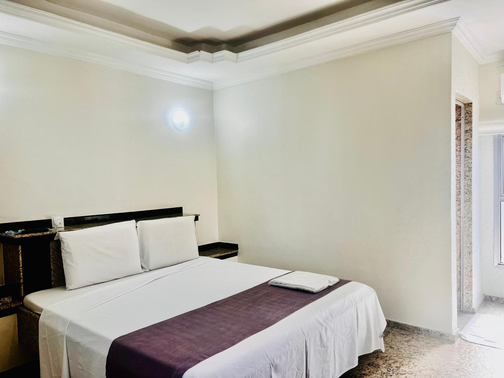 Hotel Buriti Stop (Adults Only) جويانيا المظهر الخارجي الصورة