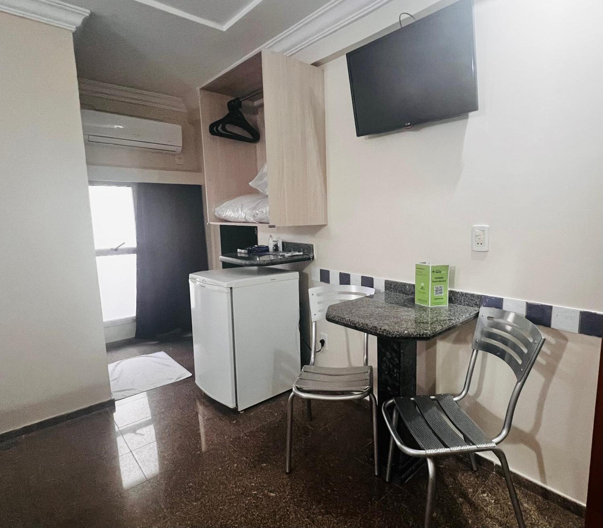 Hotel Buriti Stop (Adults Only) جويانيا المظهر الخارجي الصورة